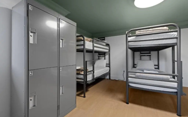 HI Hostelling International Hostel - Halifax