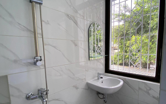 RedDoorz near Thamrin Plaza Medan 2