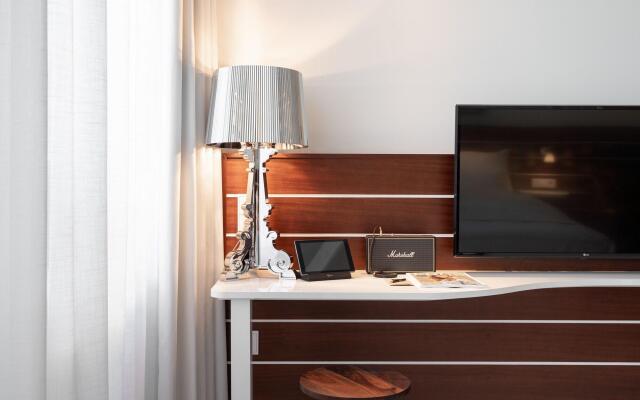 Ruby Ella Hotel Cologne