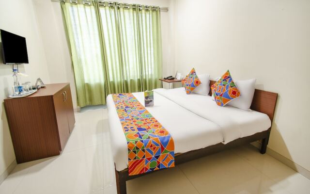 FabExpress Aakiyo Rooms