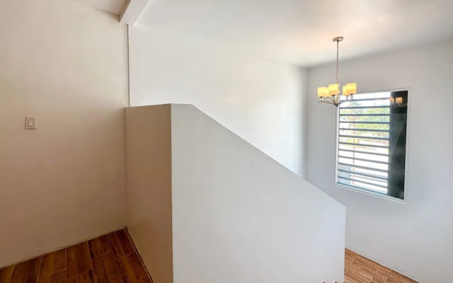 Spacious 3BR House Near Iconic Sandy Beach