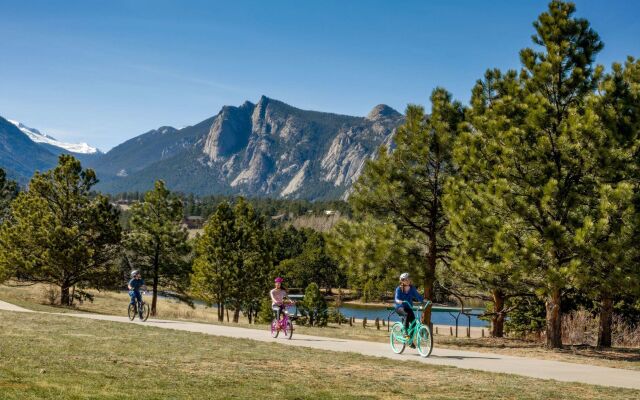 Holiday Inn Estes Park by IHG