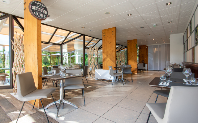 Hotel Novotel Aix en Provence Pont de l'Arc Fenouillères