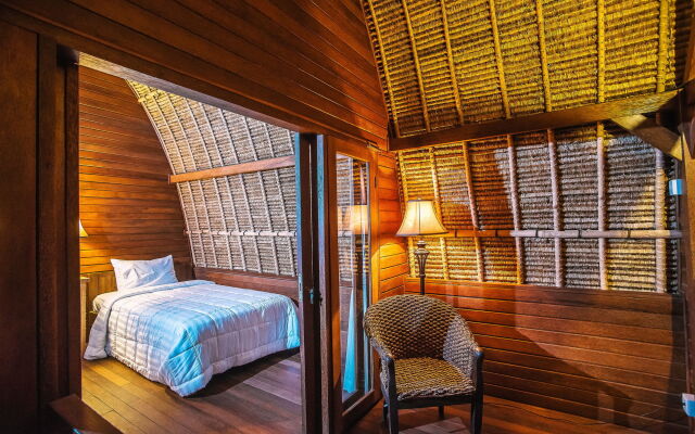 Sukanusa Luxury Huts