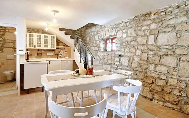 Beautiful Villa in Dracevac With Swimming Pool
