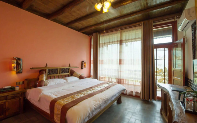 Yangshuo Scenic Mountain Retreat