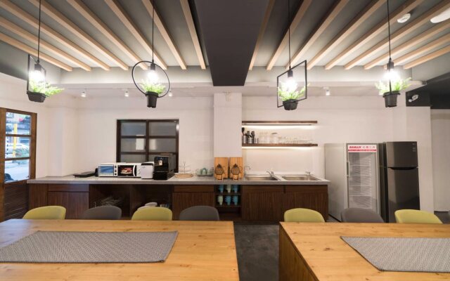 Phoenix Hostel