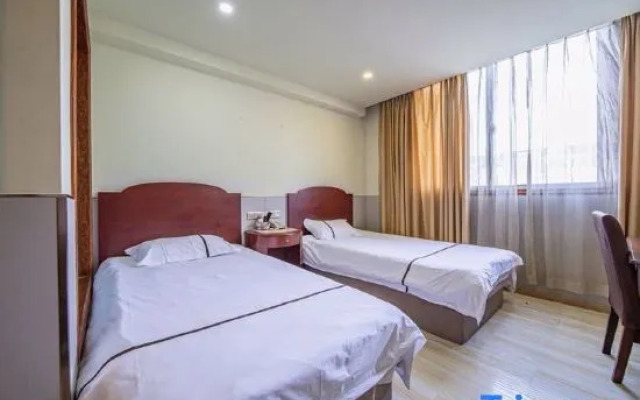 Shanghai Yiyan Business Hotel (Qingpu Industrial Park)