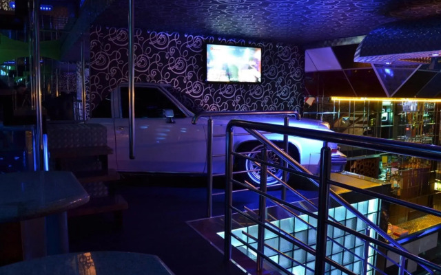 Hotel Cade