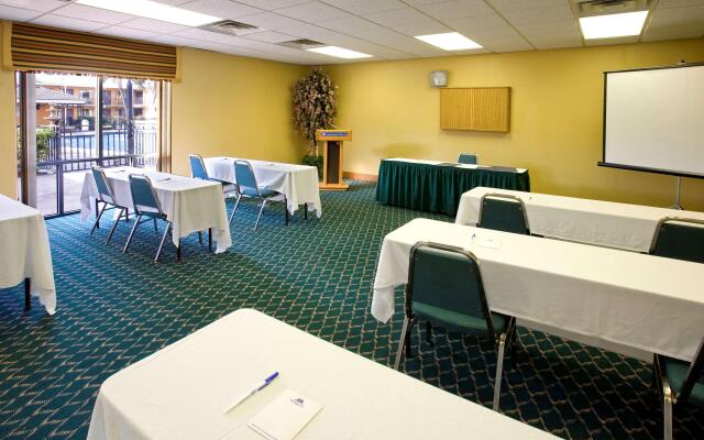 Americas Best Value Inn Laredo