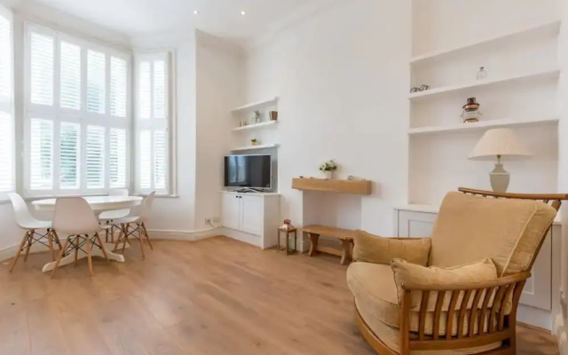 Gorgeous, Newly Renovated 1 Bedroom in Balham With Garden