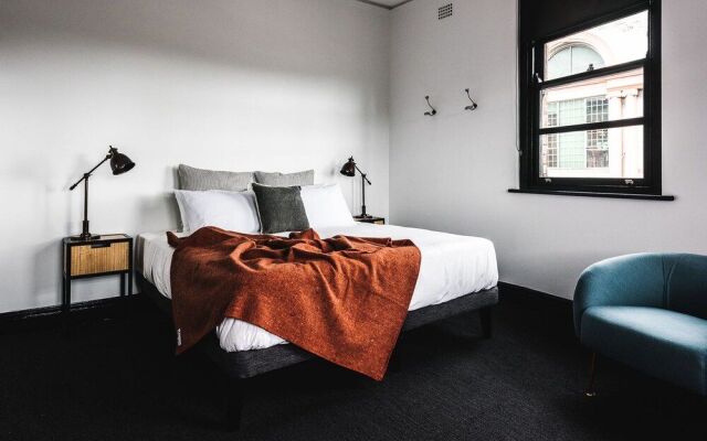 Sydney Park Hotel