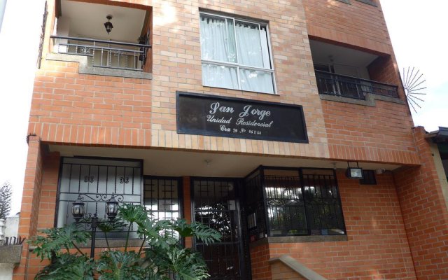 Patrice's Fully Furnished Apartment Medellin