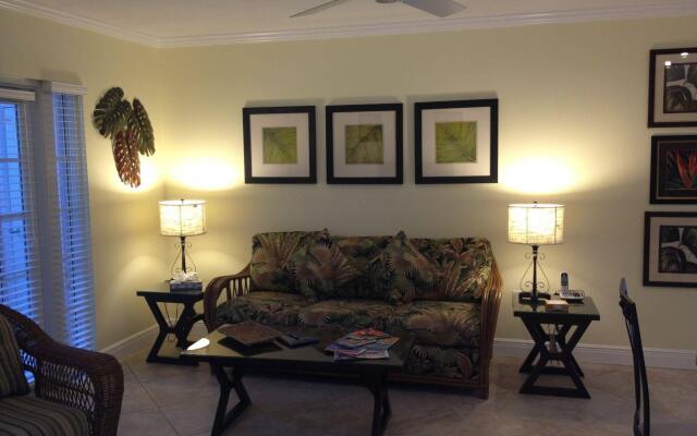 Siesta Palms By the Beach