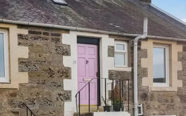 Stunning Sea Views in Central Burntisland