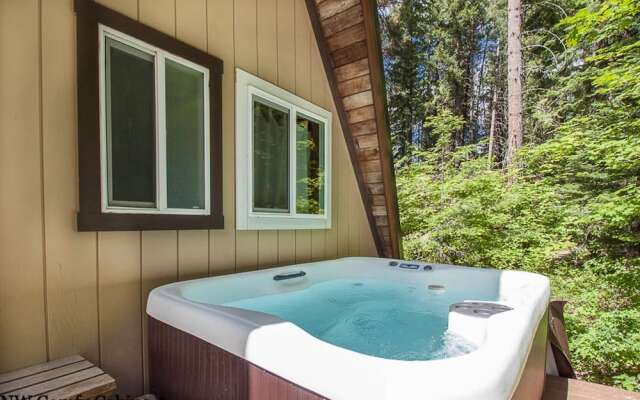 The Simple Life Cabin Apartment 2