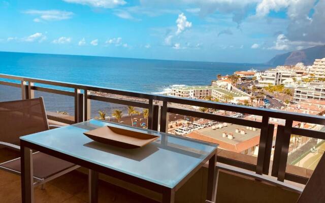 One bedroom appartement with sea view shared pool and balcony at Puerto de Santiago 1 km away from the beach