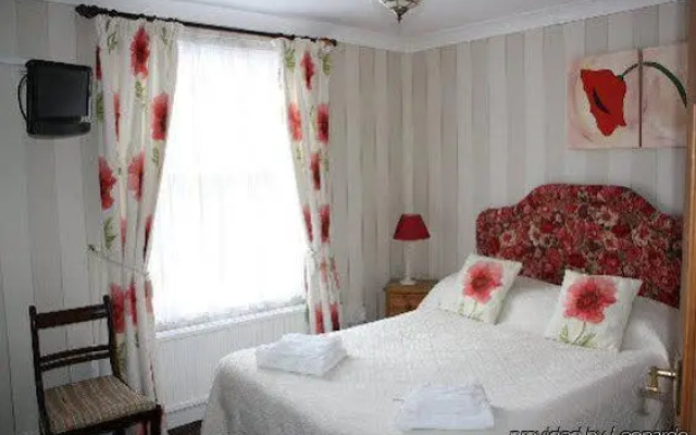 Woodlands Country House