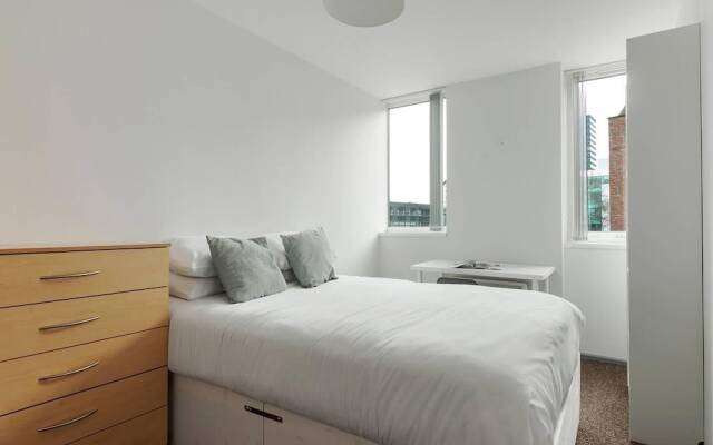 Sparkling Clean 2BR City Centre Apartment