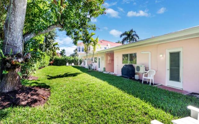 Gondolier Apartments & Inn