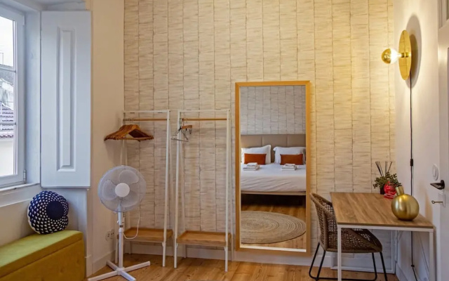 Colourful and Tasteful 2bedroom Apartment in Graça