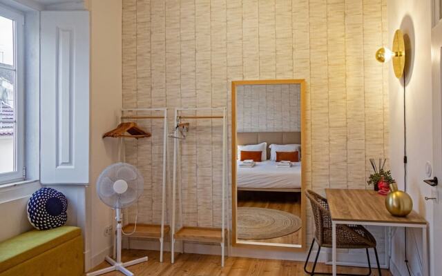 Colourful and Tasteful 2bedroom Apartment in Graça