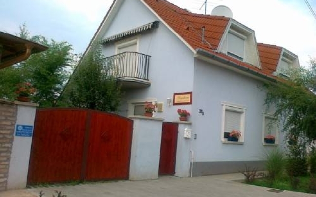 Angelhaus Vendégház