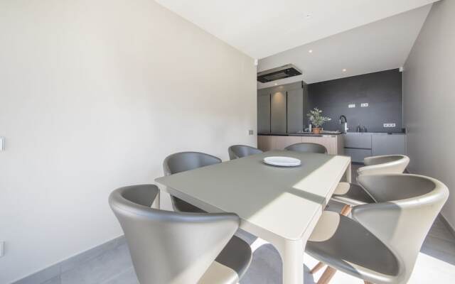 Exclusive Tamarit Villa TH 85