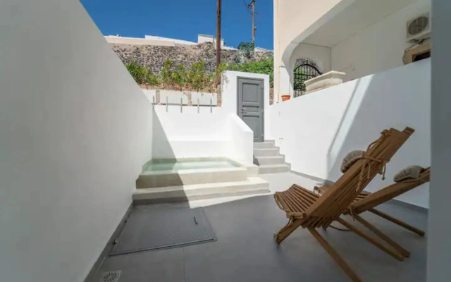Nostos Apartments