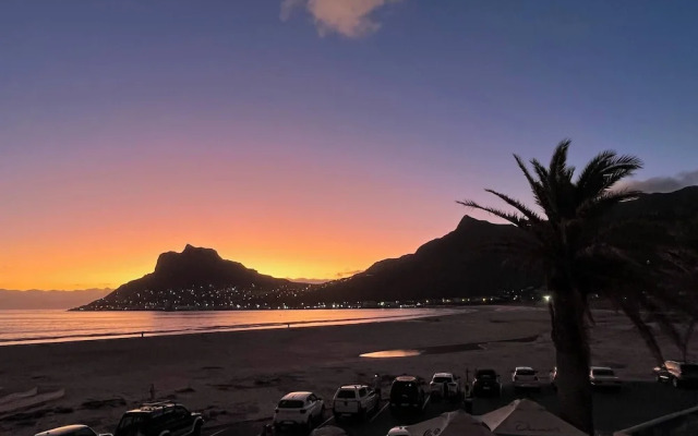 Oceanfront Apartment in Cape Town With Stunning Views