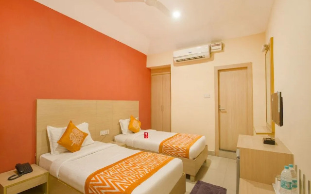 OYO 10235 Oyster Transit Hotels