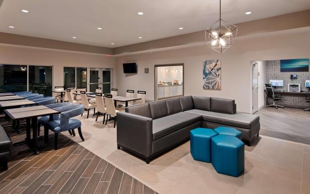 Best Western Plus Parkside Inn & Suites