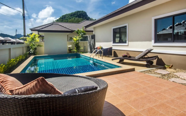 Thip Villa