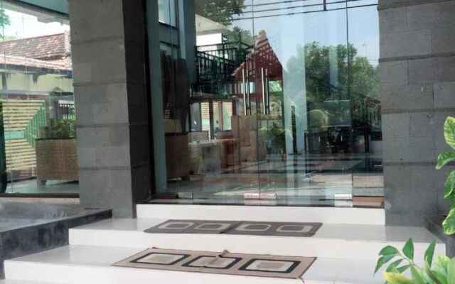 Gang Guest Hotel Syariah & Resto