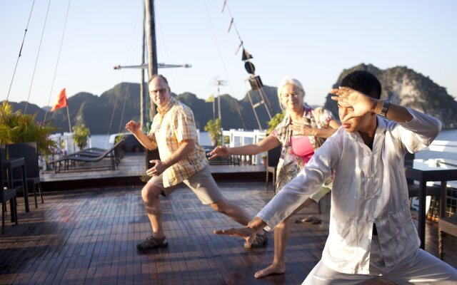 Verdure Lotus Grandeur Cruise