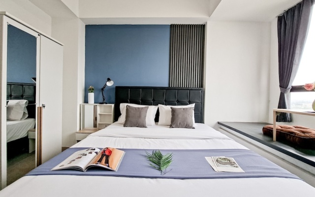 Blue Studio At Apartment Collins Boulevard