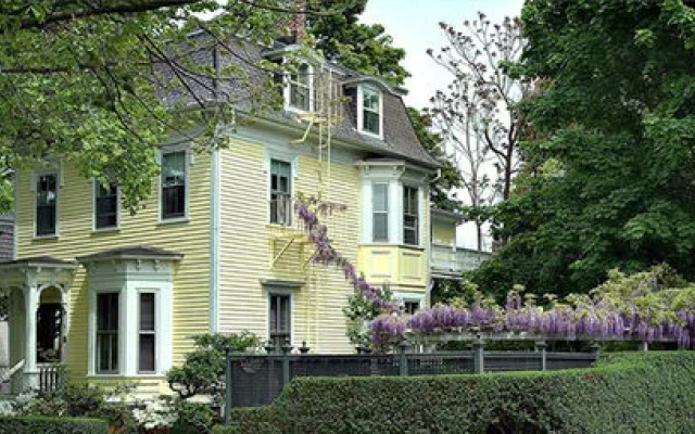 Parkside on Ellery