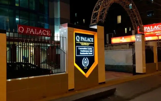 Q Palace