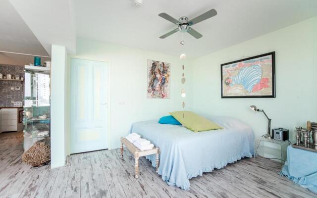 Beach Suite Sand