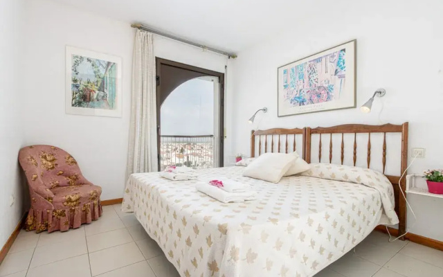 Top-floor Views in Empuriabrava