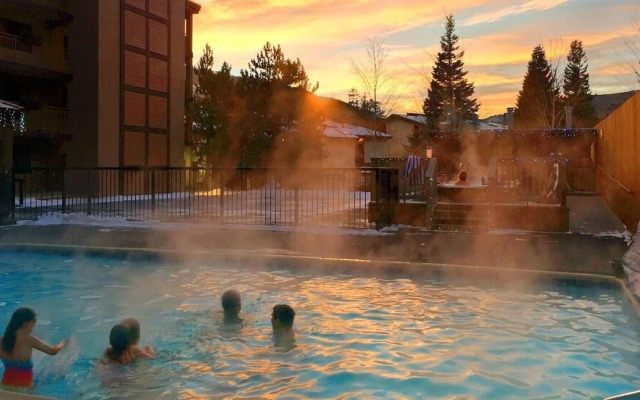 Newly Remodeled Condo Wren 201 with Creekside Views of Vail Mountain by RedAwning