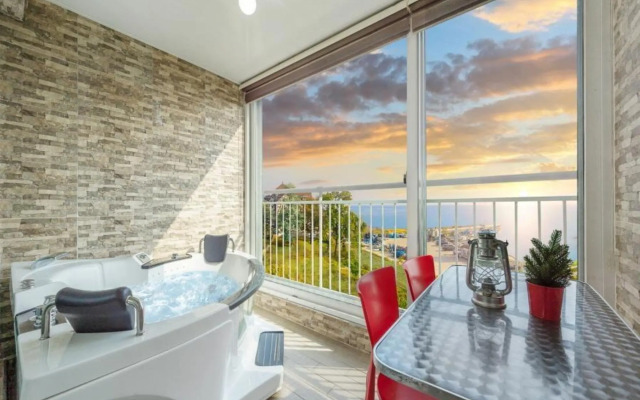 Ganghwa Hemingway Spa Pension