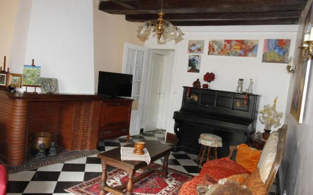 Gîte Tavers, 4 pièces, 6 personnes - FR-1-590-106