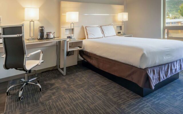 Quality Inn Sunshine Suites