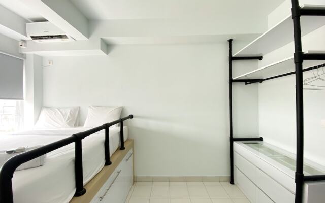 Simply Look Studio Room At Patraland Urbano Apartment