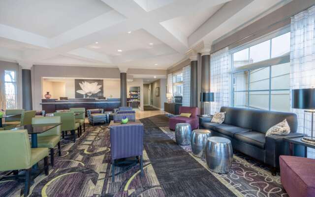 La Quinta Inn & Suites by Wyndham Pueblo