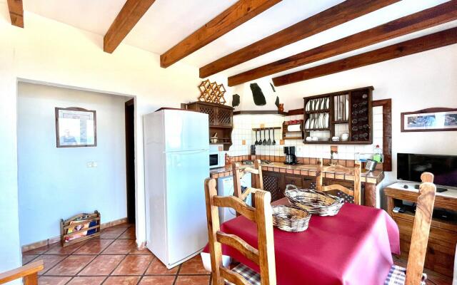Apartamento en casa rural, Wifi, BBQ y vistas al mar