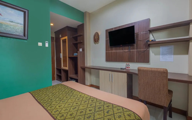 Hotel D'Madinah Inn - Gentan