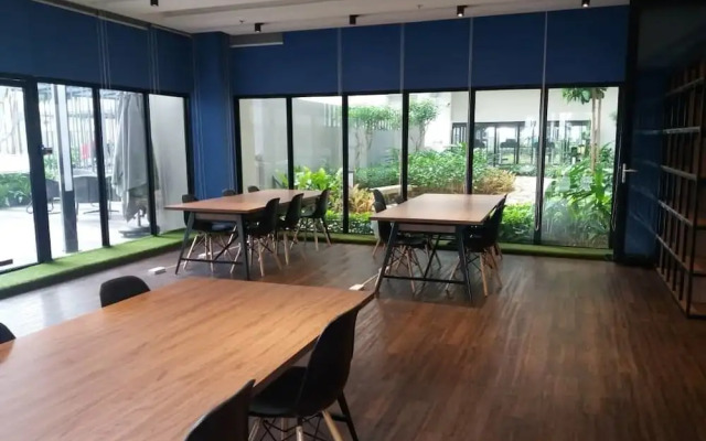 Ezzyhome Medini