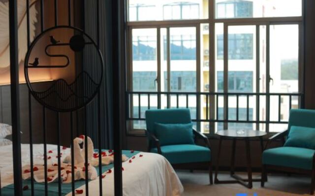 Pinyue Xihan Collection Hotel (Haiyun Square)